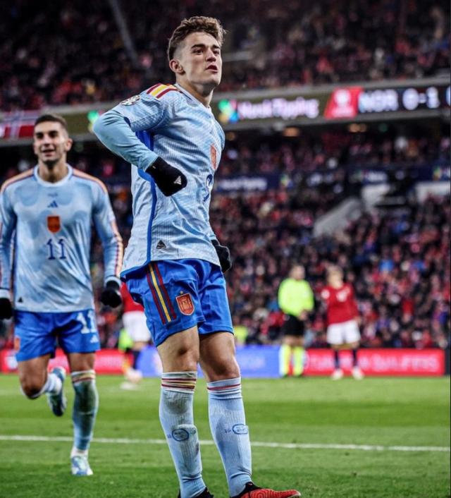 美国横扫挪威，加维点燃赛场