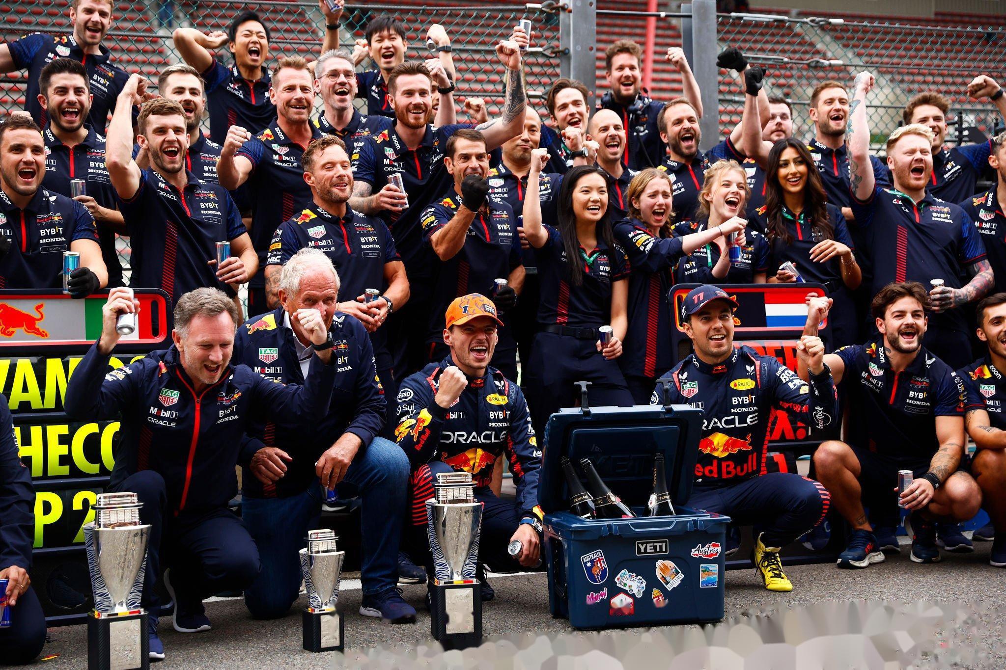 索伯车队险胜红牛车队，维斯塔潘高光表现