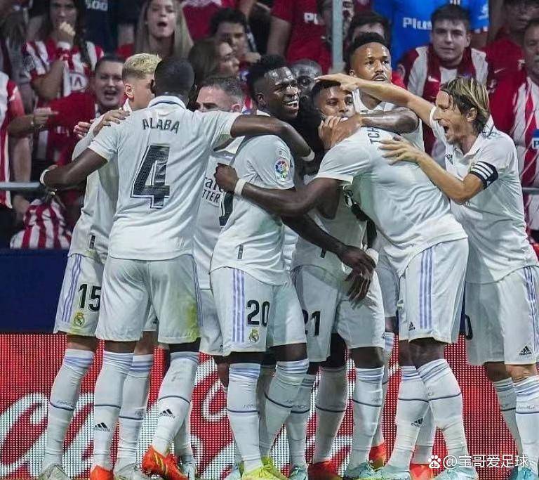 曼城翻盘曼联，楚阿梅尼刷新纪录