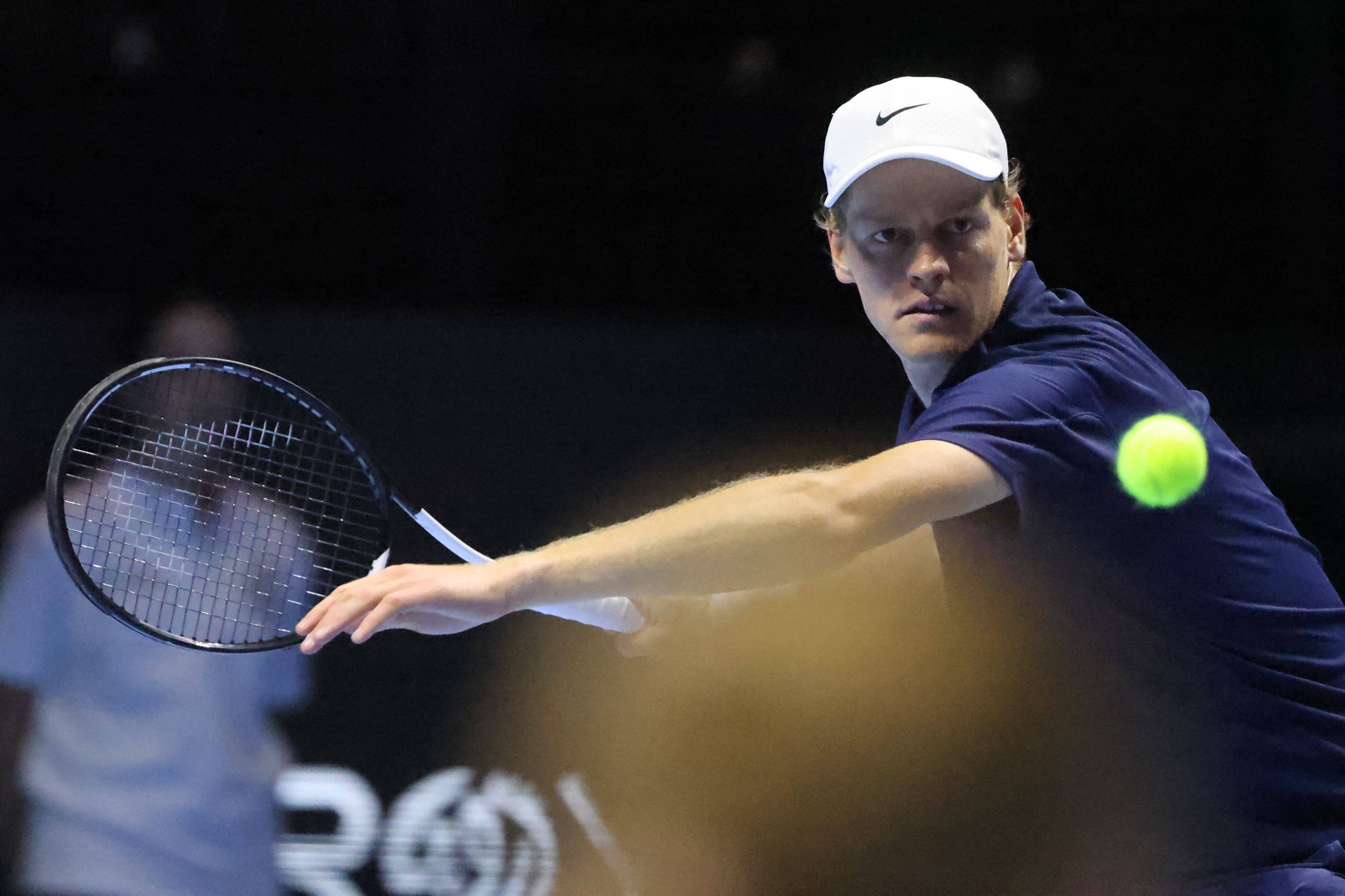 日本网球队完胜德国网球队,西西帕斯统治全场 日本网球队完胜德国网球队,西西帕斯统治全场