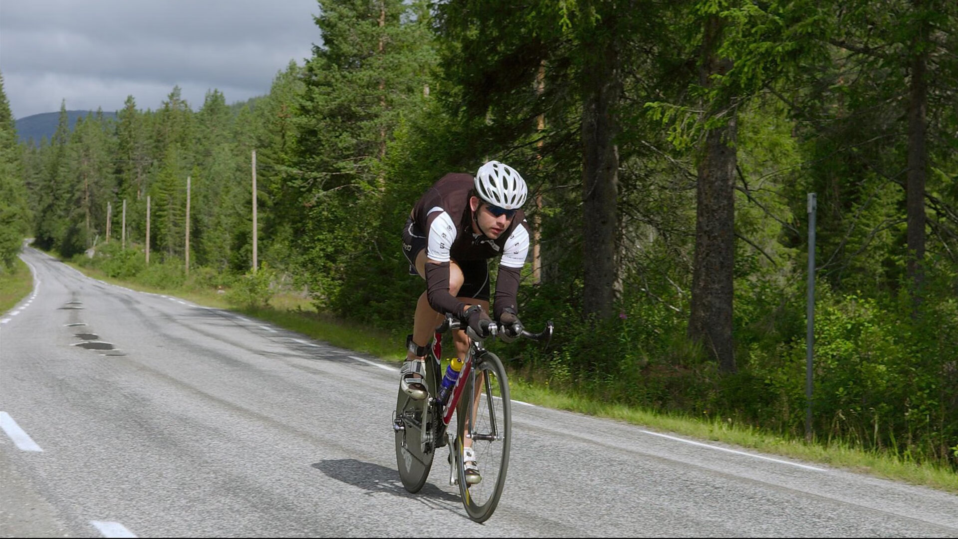 熊猫TV-南美风暴，厄瓜多尔横扫巴拉圭，弗拉霍维奇防守端铸就钢铁防线