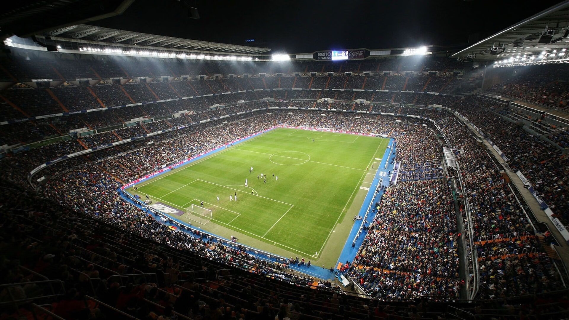 唯一性之战,德罗赞的满分与猛龙对北京的降维碾压—一场跨时空的篮球美学对决